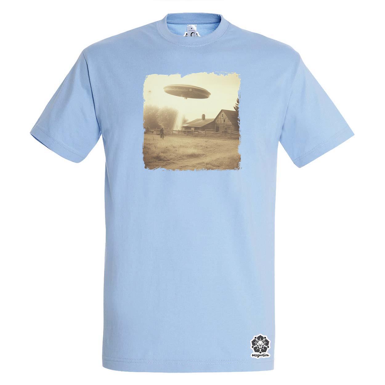 UFO portré v3 egyedi póló 