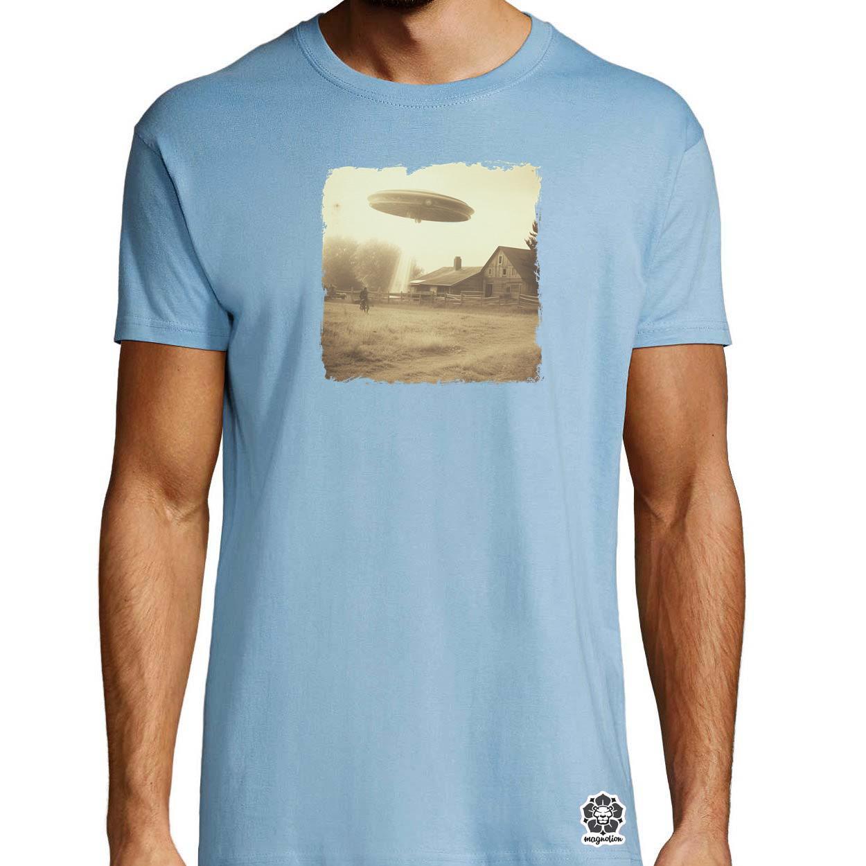 UFO portré v3 egyedi póló 