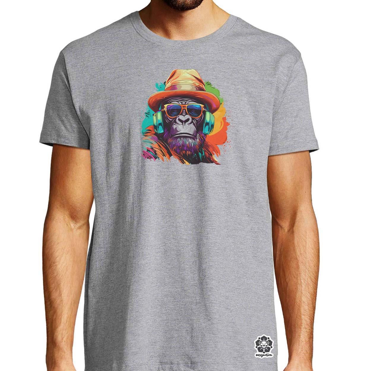 Gorilla zenét hallgat v6 egyedi póló 
